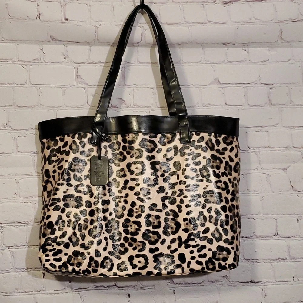Neiman Marcus Lightweight Tote Bag - Picture 1 of 6